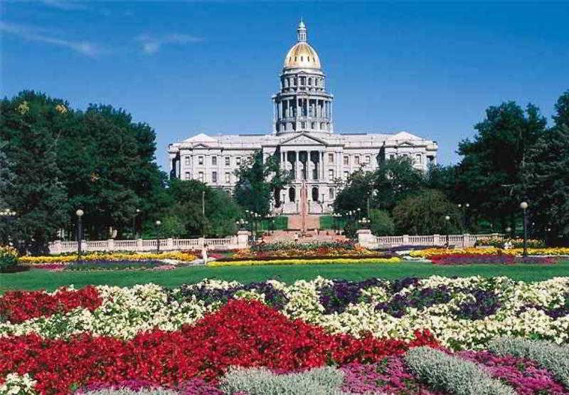 Courtyard By Marriott Denver Central Park Servis gambar